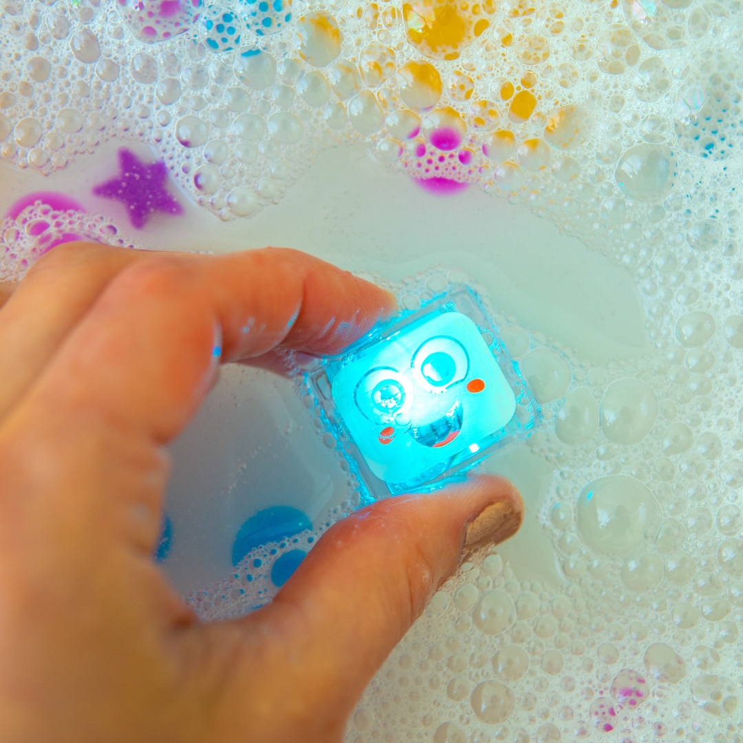 Glo Pal Light-Up Cubes | Blair (Blue)