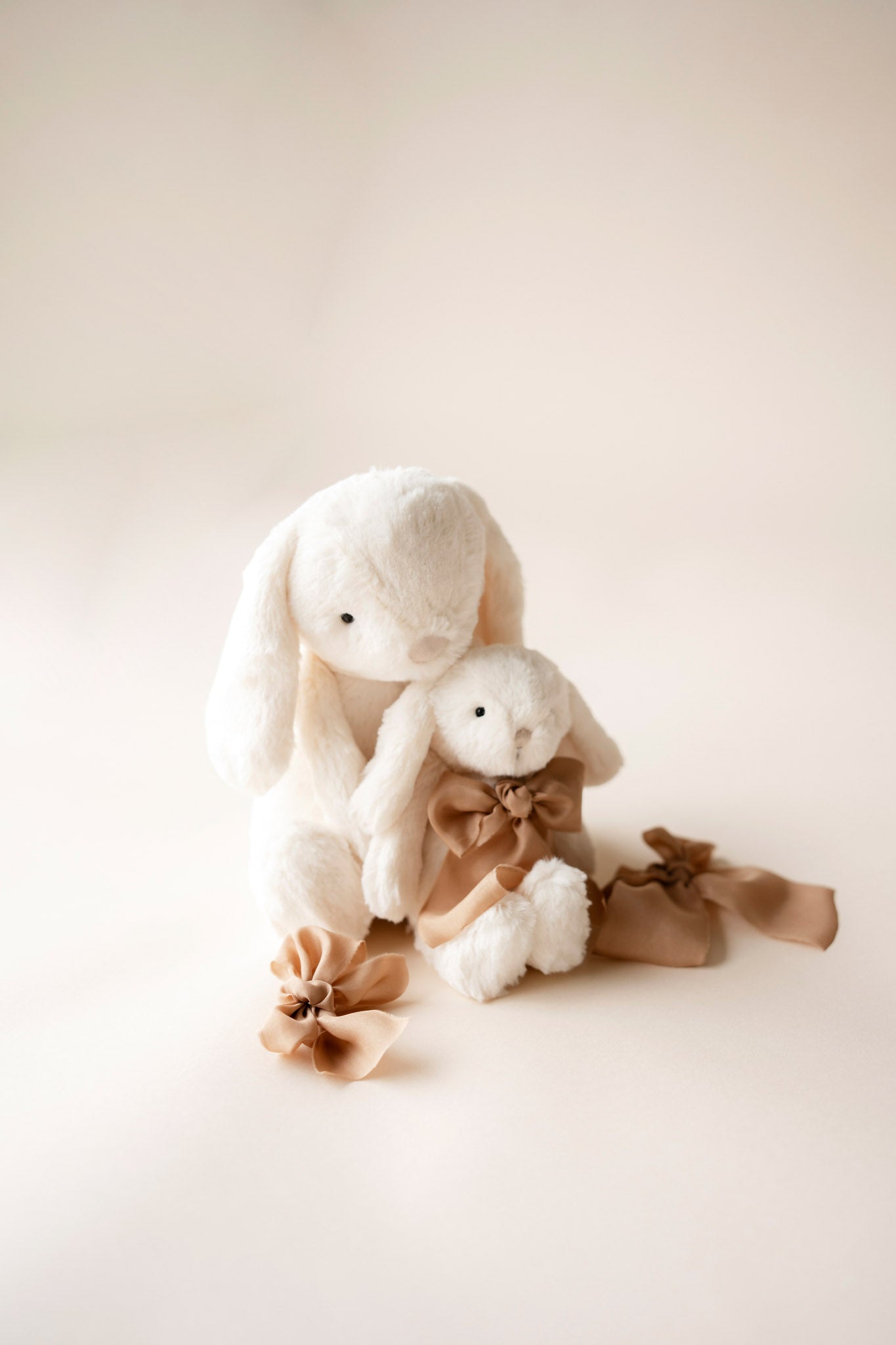 Snuggle Bunnies | Penelope the Bunny | Marshmallow